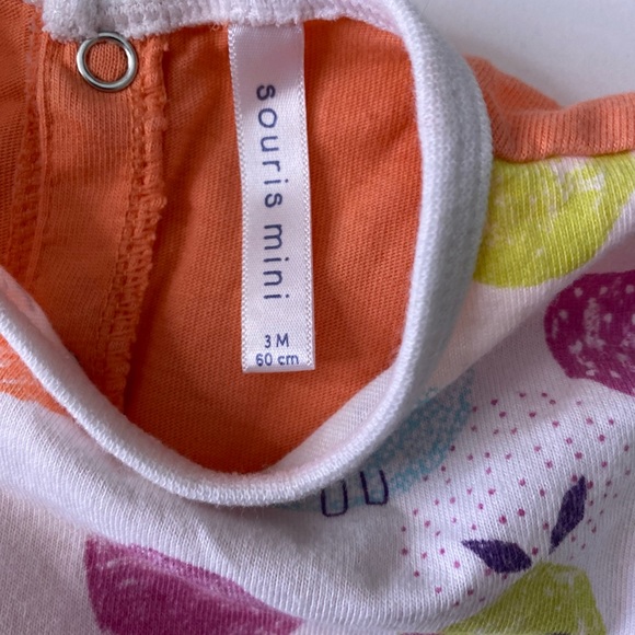 Souris Mini Apple, Pear Face Print One Piece Footie Snaps at Back Size 3 Months - Picture 7 of 7
